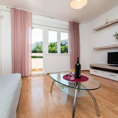 In Vrbnik/insel Krk 13610 Apartment Vrbnik (Primorje-Gorski Kotar)